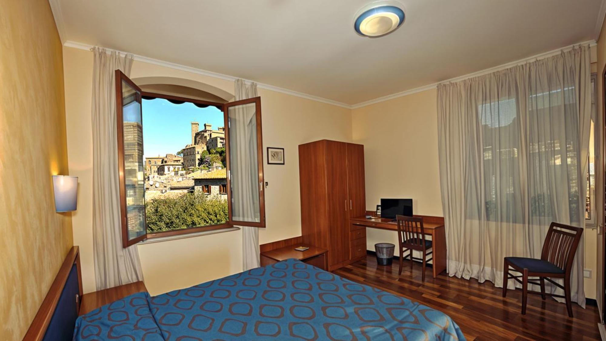 Hotel Nazionale Bolsena Dış mekan fotoğraf