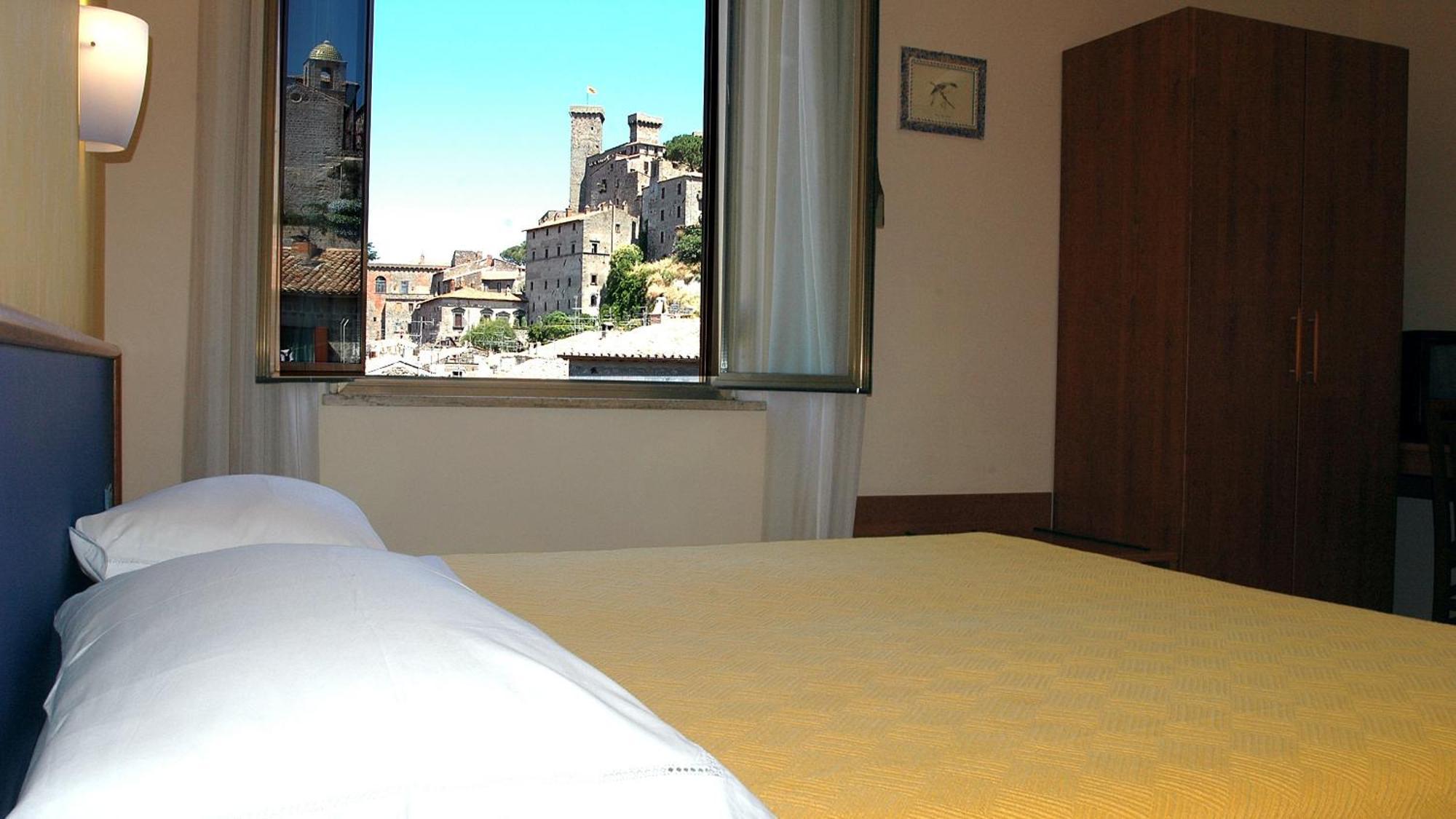 Hotel Nazionale Bolsena Dış mekan fotoğraf